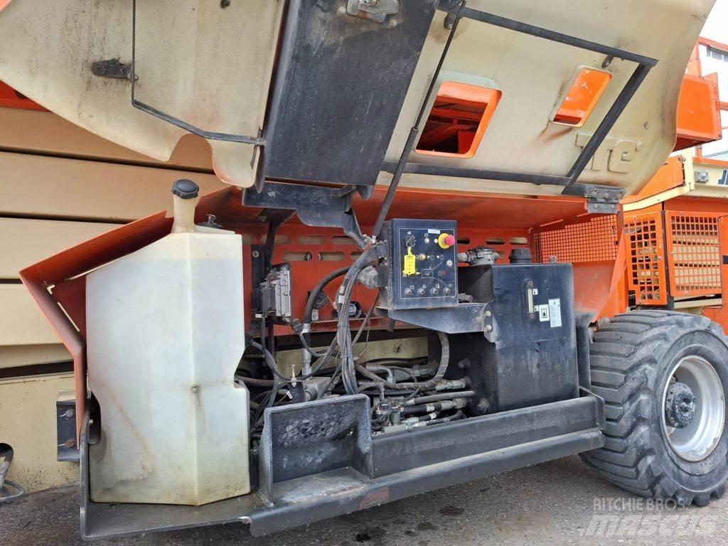 JLG 4394RT Nůžková zvedací plošina