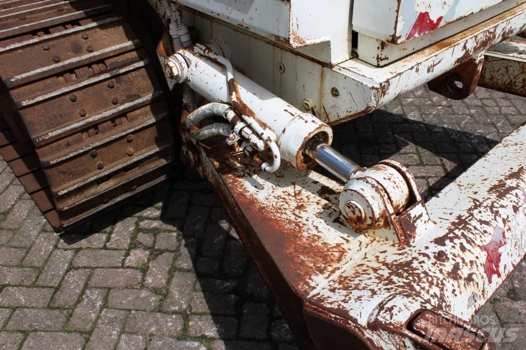 CAT 953 Pásové nakladače