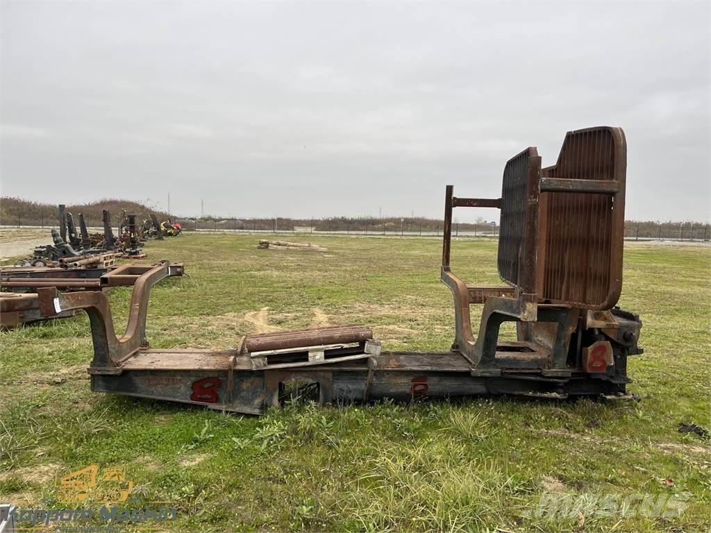 John Deere 1210E Další komponenty