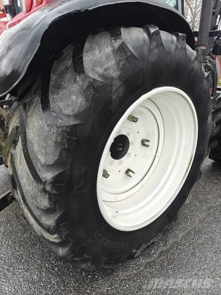 Valtra C 150 Traktory