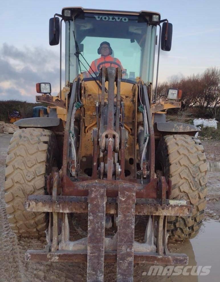 Volvo L 70 F Kolové nakladače