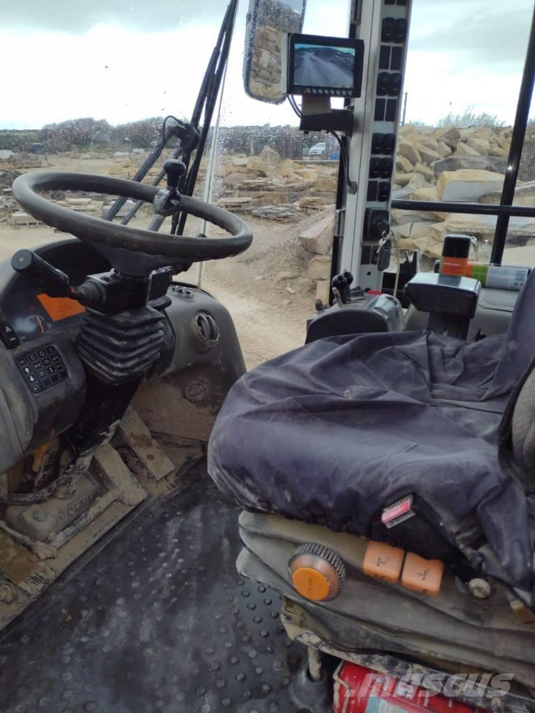 Volvo L 70 F Kolové nakladače