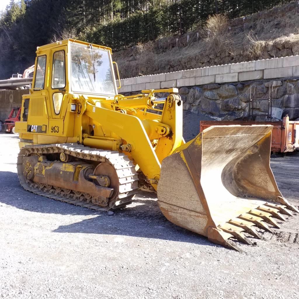 CAT 963 Pásové nakladače