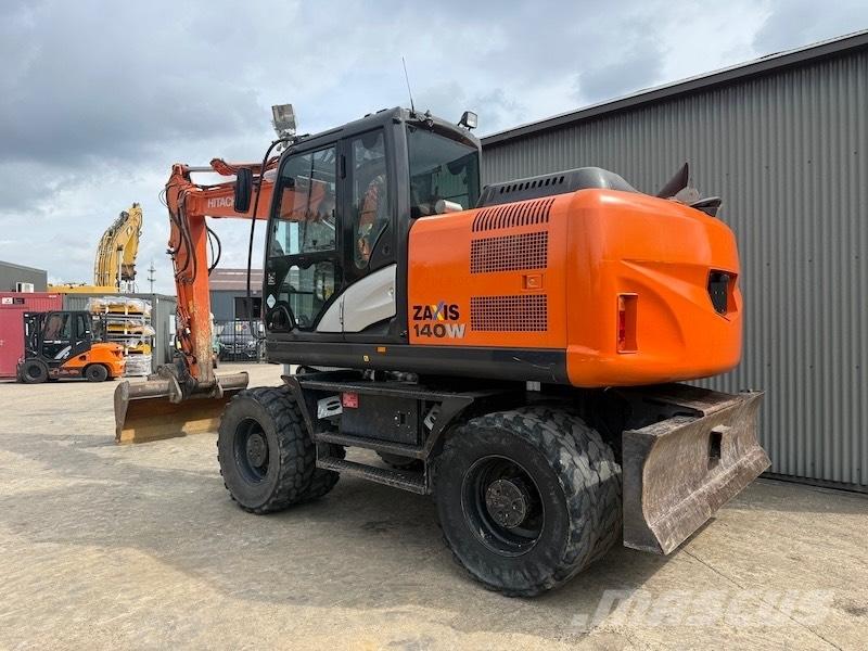 Hitachi ZX 140 W-5 Kolová rýpadla