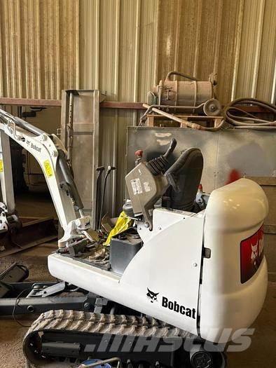 Bobcat E14 Mini rýpadla < 7t