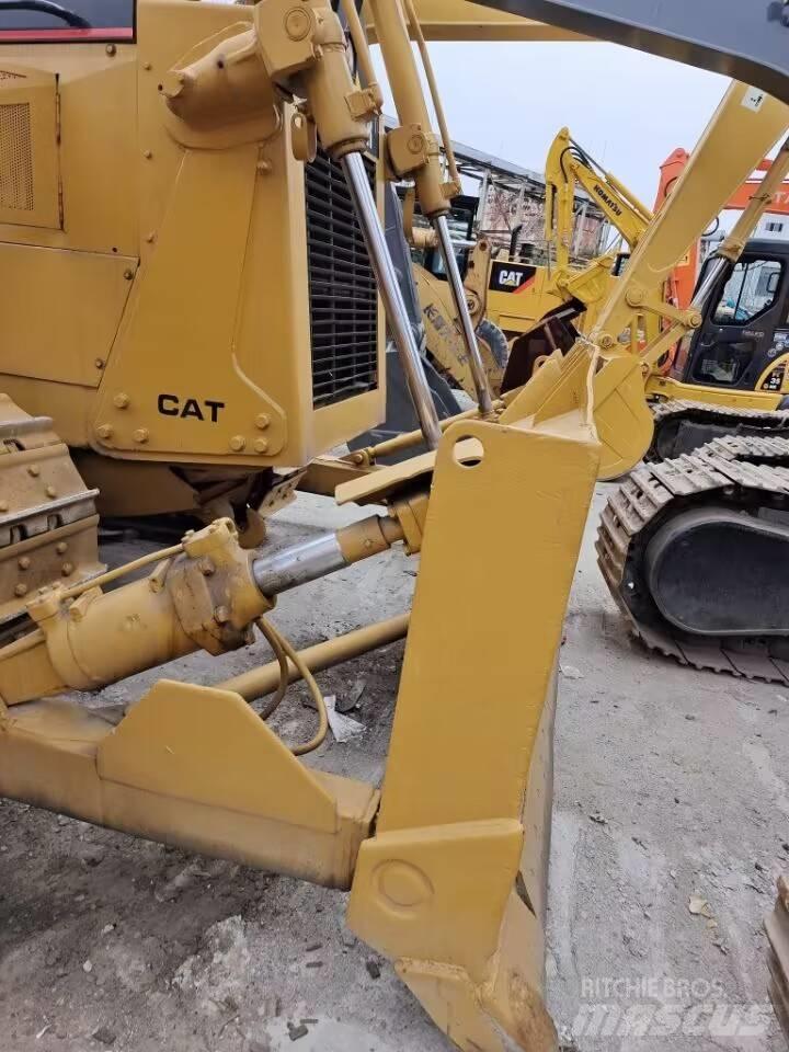 CAT D 6 G Pásové dozery