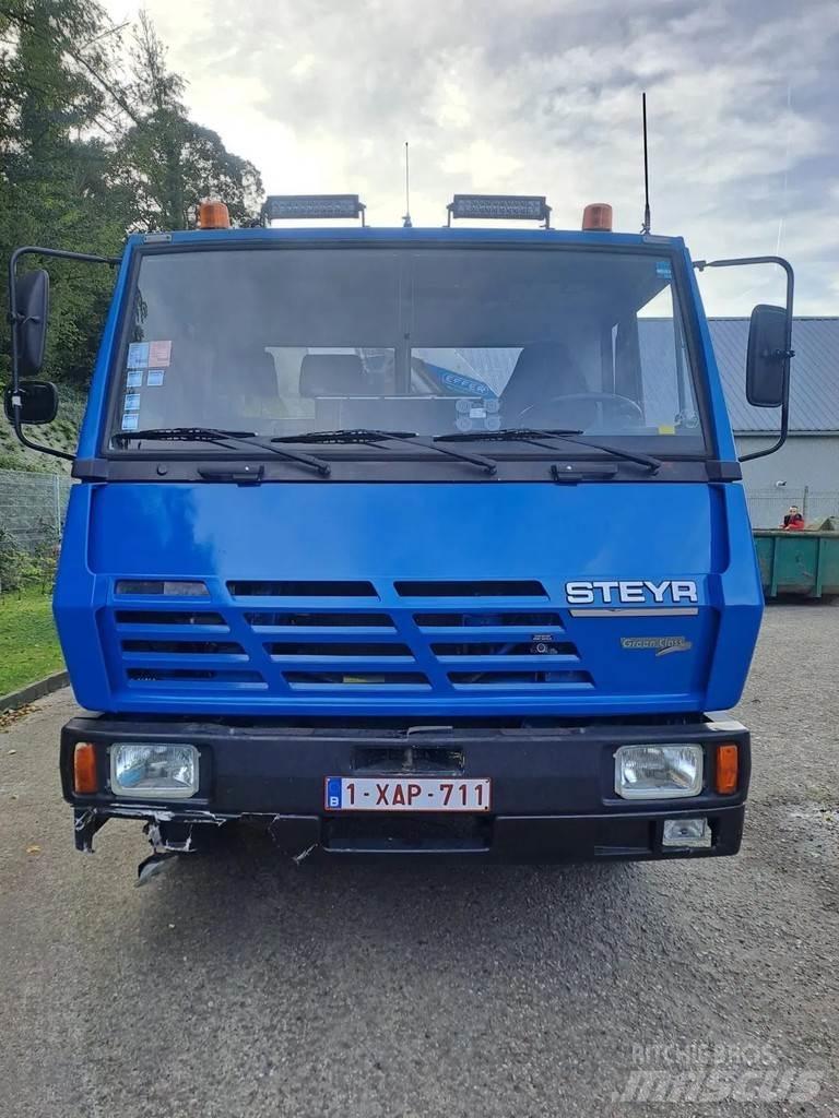Steyr 19KP Hákový nosič kontejnerů