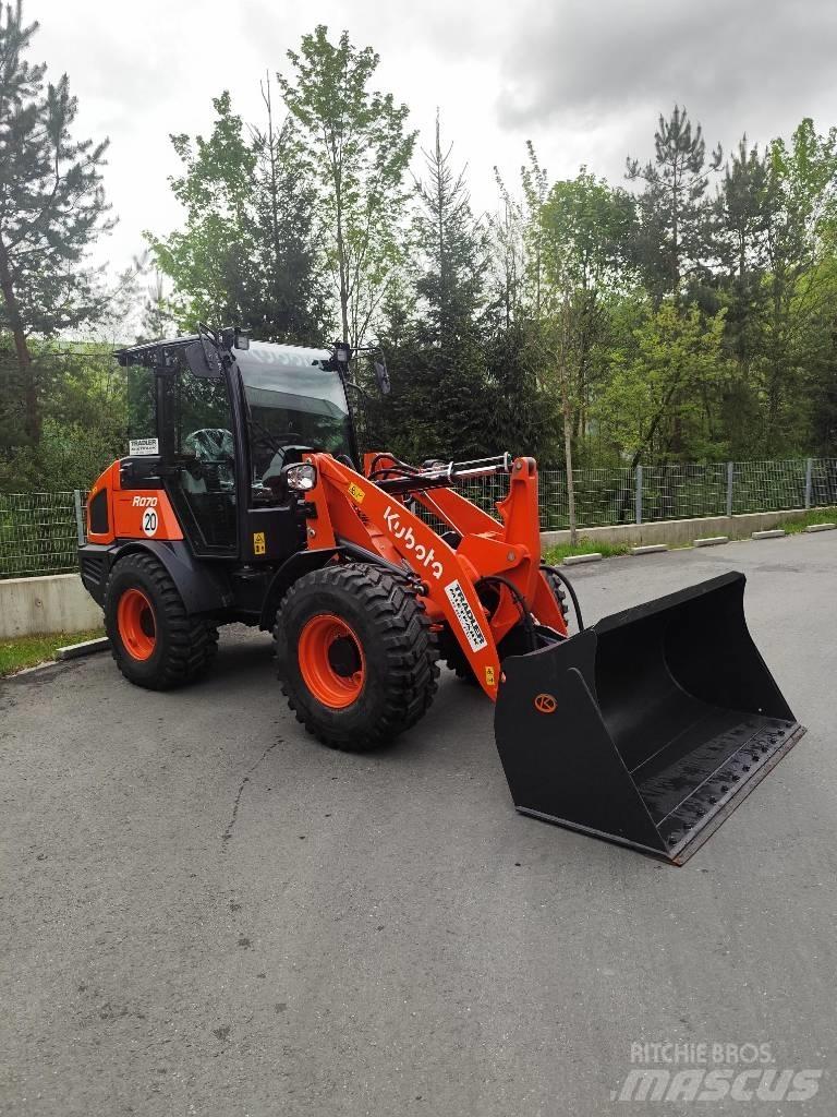 Kubota R 070 Kolové nakladače