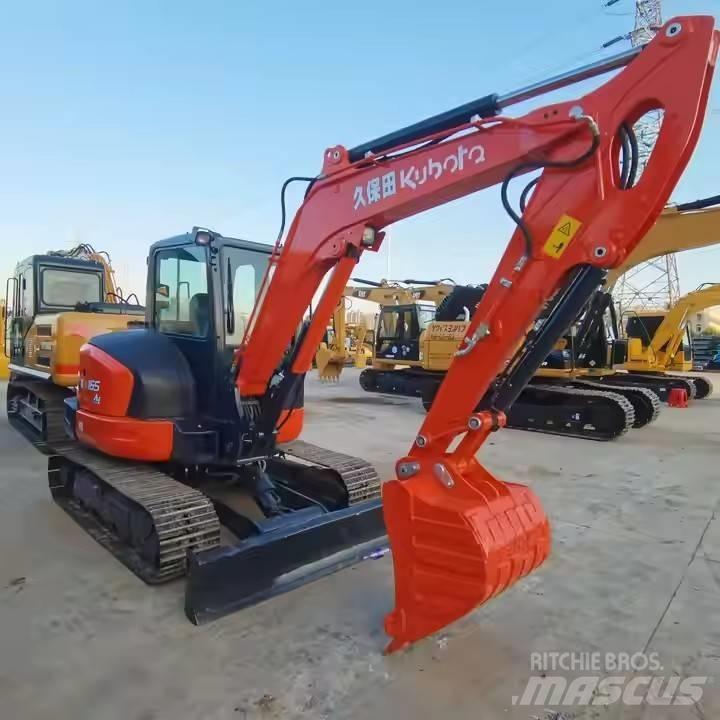 Kubota KX165 Pásová rýpadla