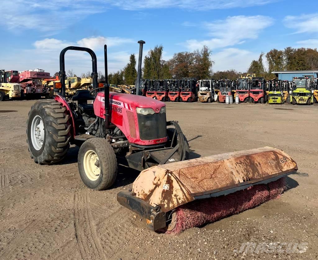 Massey Ferguson 2615 Traktory