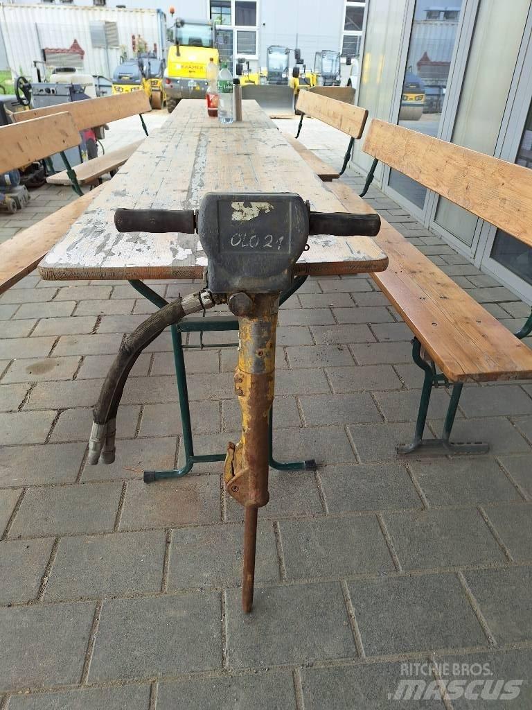 Atlas Copco LH 180 Bourací kladiva / Sbíječky
