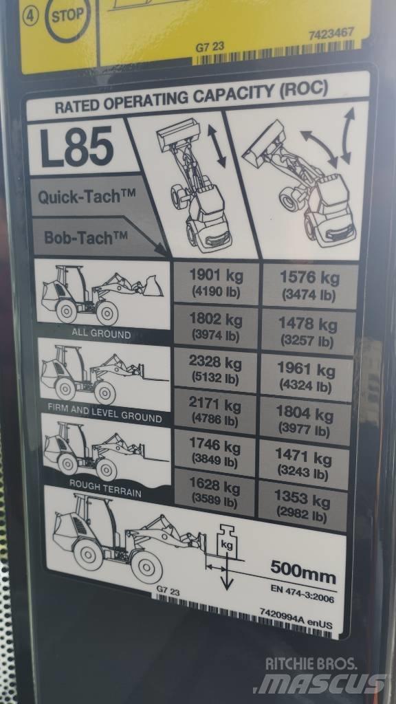 Bobcat L 85 Kolové nakladače