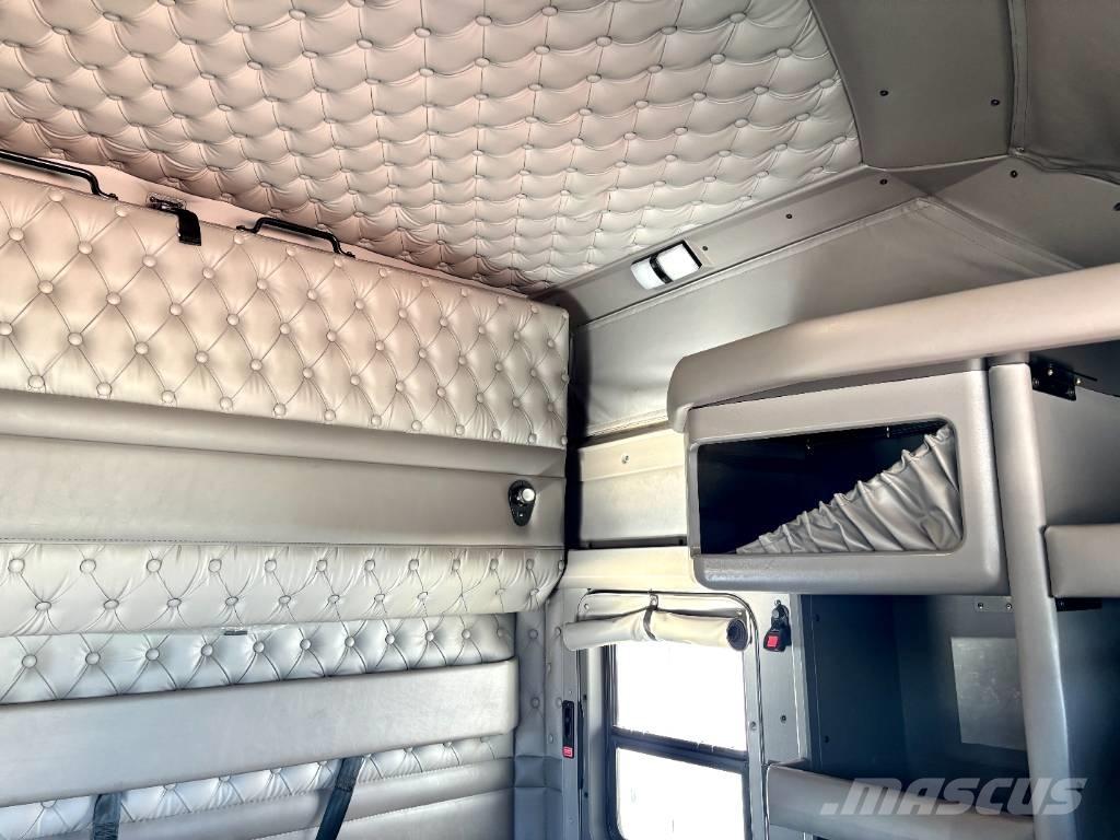 Kenworth W 900 Tahače