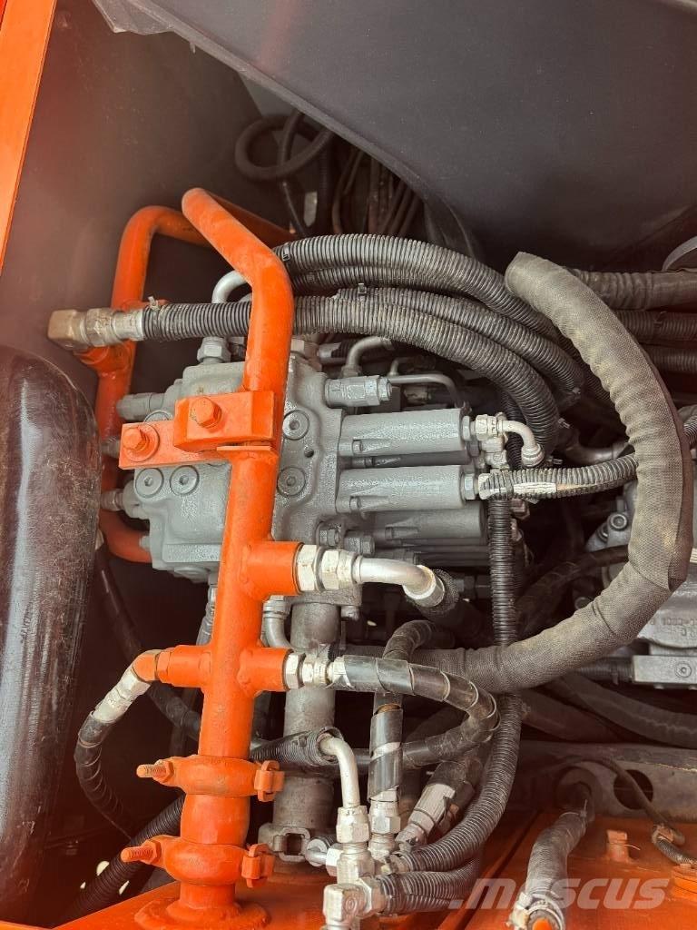 Hitachi ZX 70 Mini rýpadla < 7t