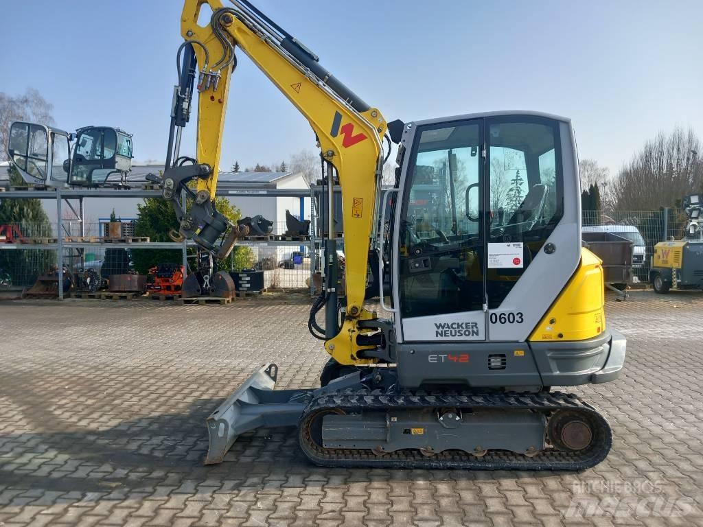 Wacker Neuson ET42 Pásová rýpadla