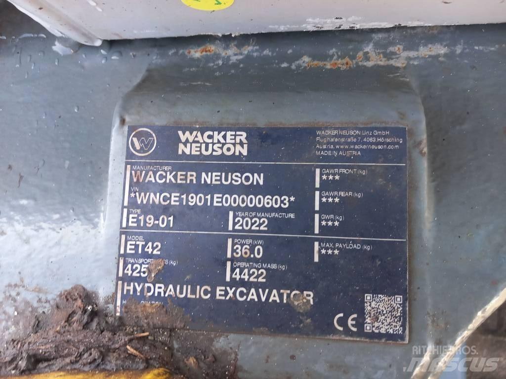 Wacker Neuson ET42 Pásová rýpadla