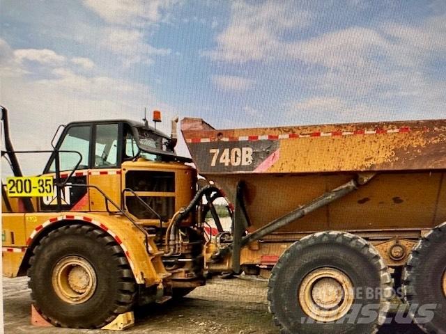 CAT 740 B Kloubové dempry