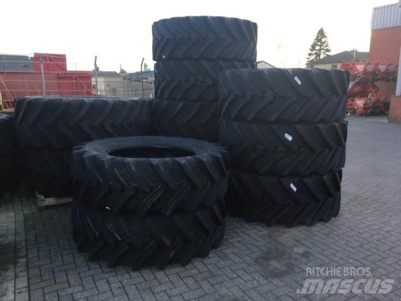 BKT 520/70 R 38 Pneumatiky, kola a ráfky