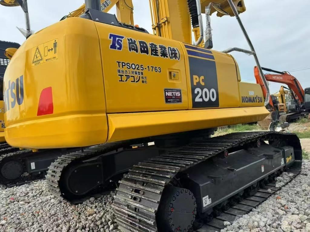 Komatsu 200-8 Pásová rýpadla