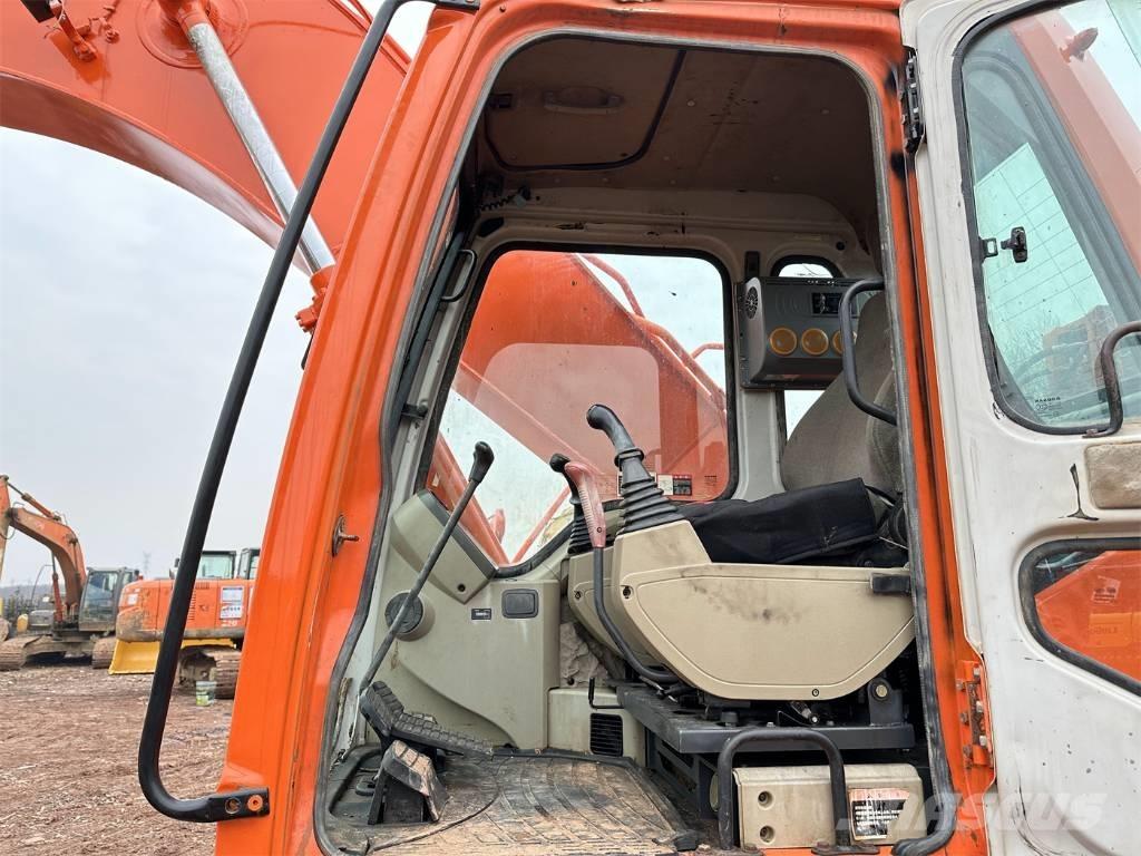 Doosan DH220-7 Pásová rýpadla