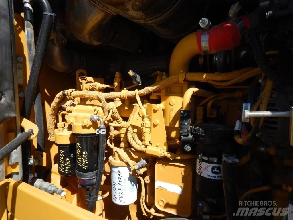 John Deere 544KII Kolové nakladače