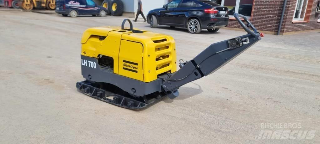 Atlas Copco LH 700 Kompaktory