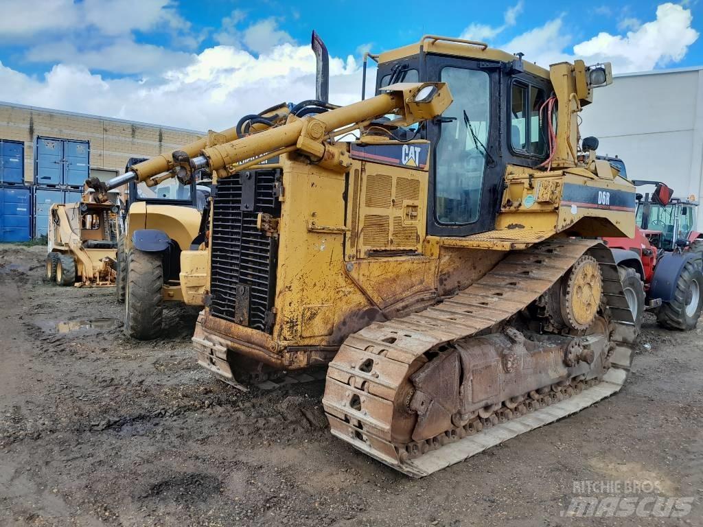 CAT D 6 R III Pásové dozery