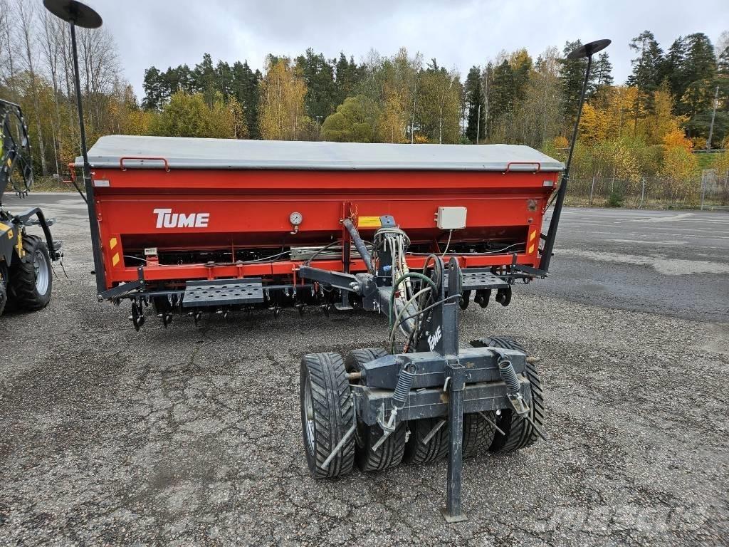 Tume JC 4000 Kombinované secí stroje
