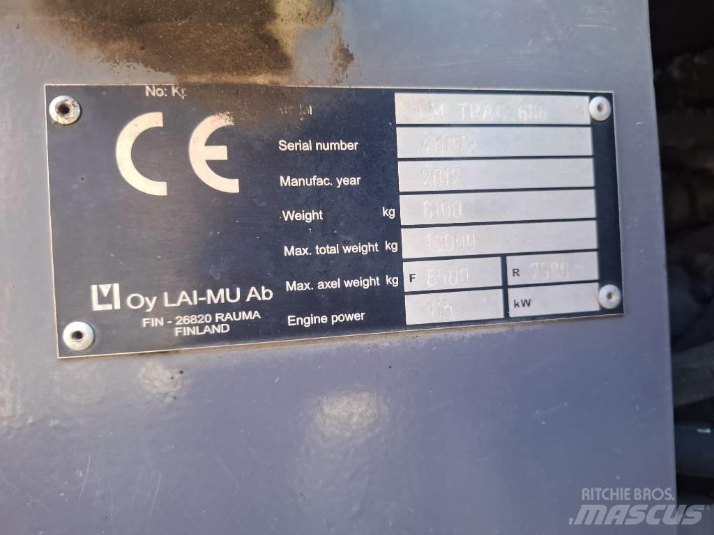 LM Trac 686 Kolové nakladače