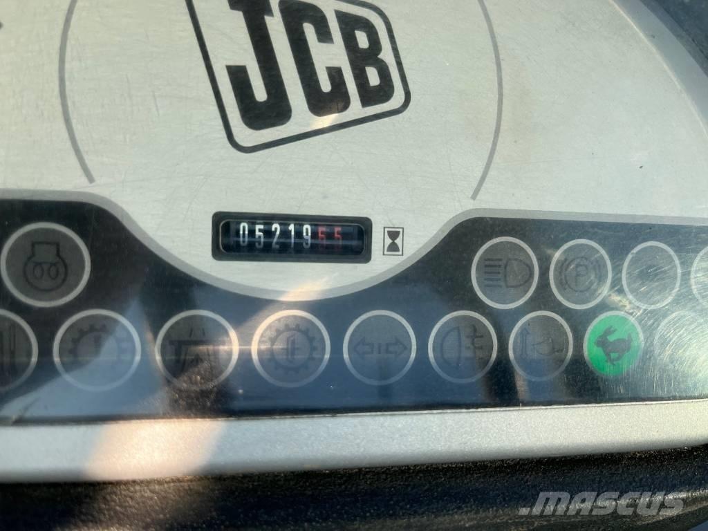 JCB 406 Teleskopické nakladače pro zemědělství