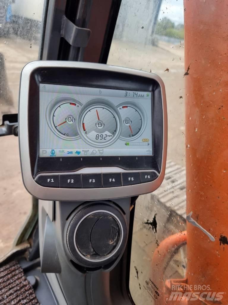 Doosan DX 225 LC-3 Pásová rýpadla