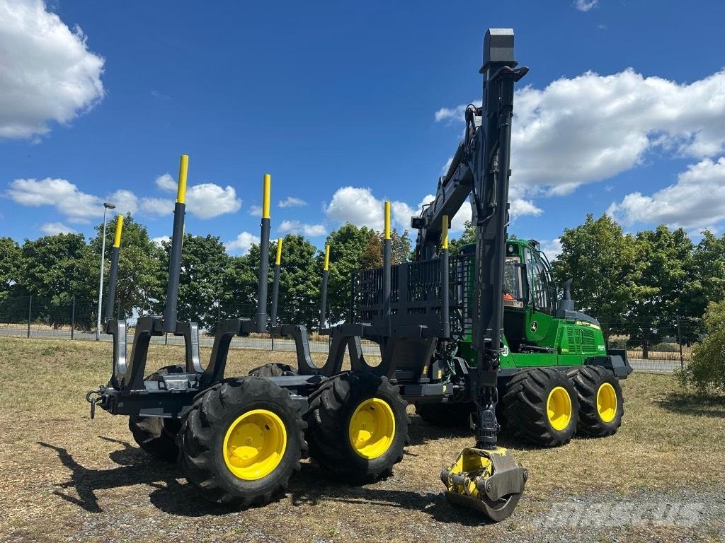 John Deere 1210G Vyvážecí traktory