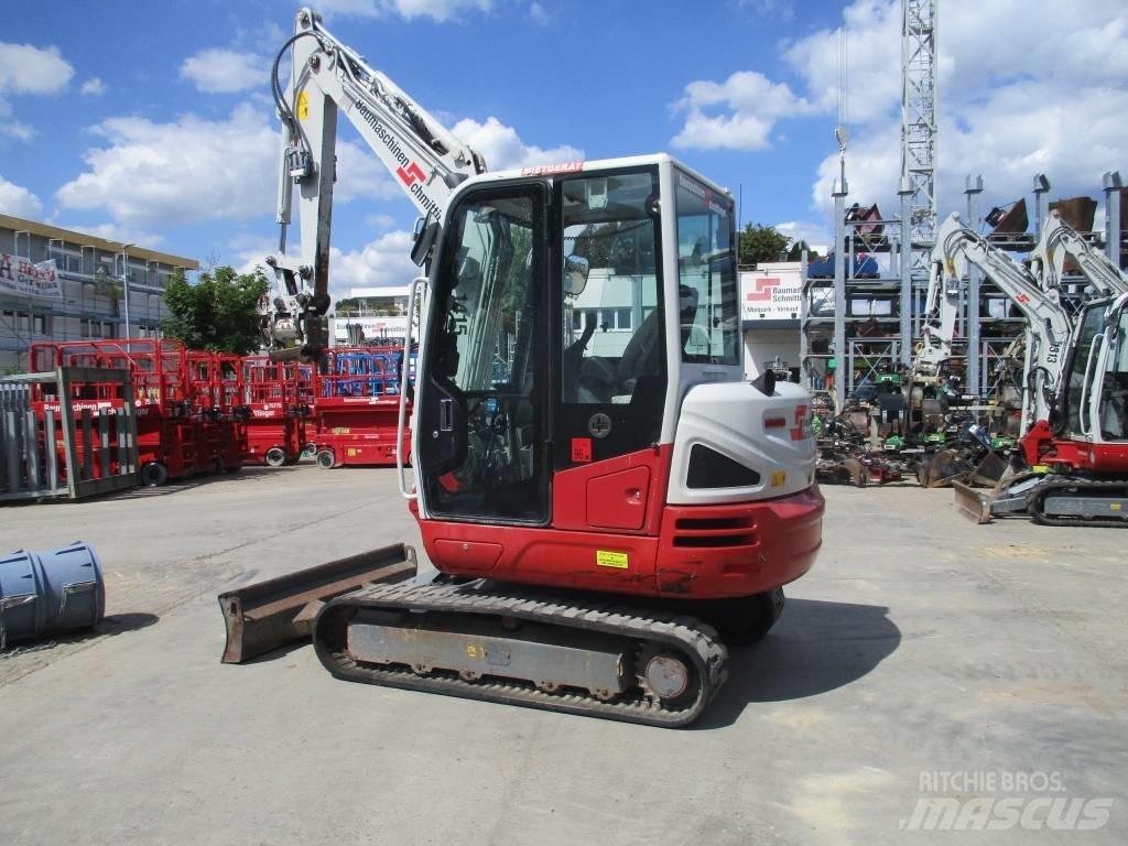 Takeuchi TB240 Mini rýpadla < 7t