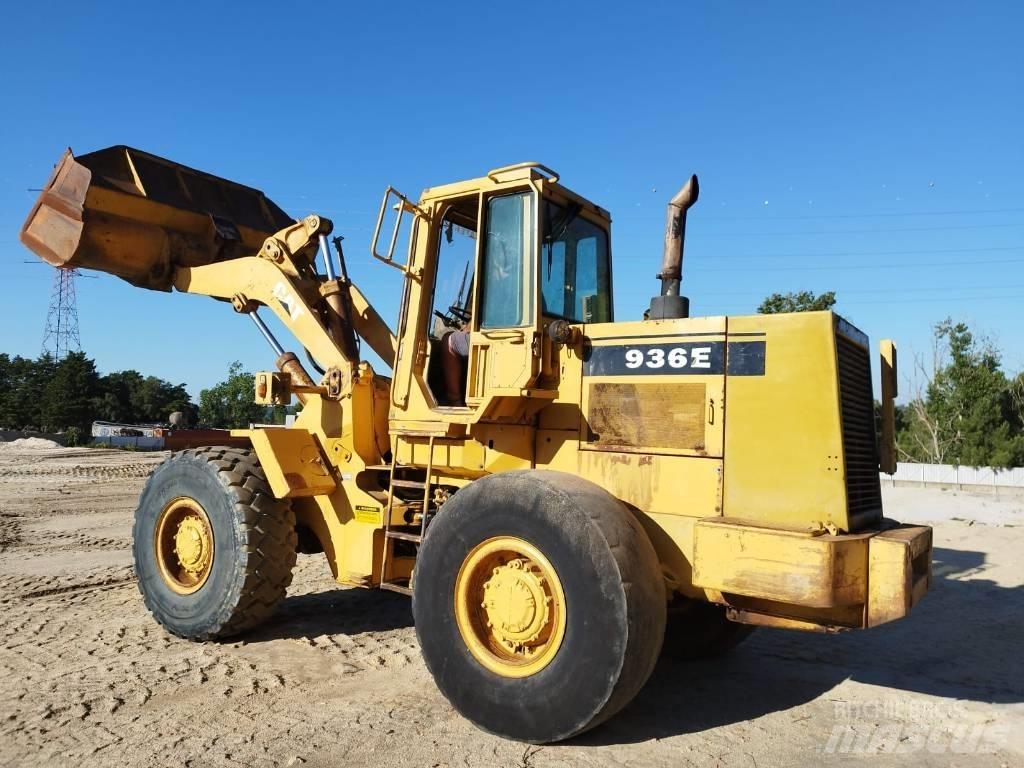 CAT 936 E Kolové nakladače