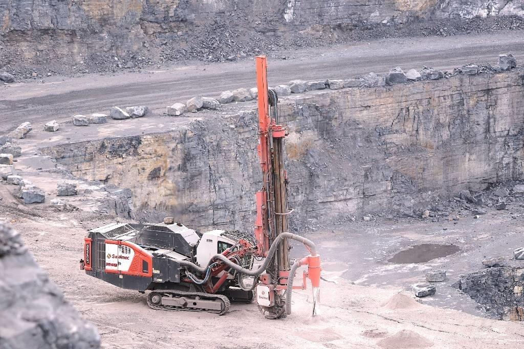 Sandvik di650i Povrchové vrtací stroje