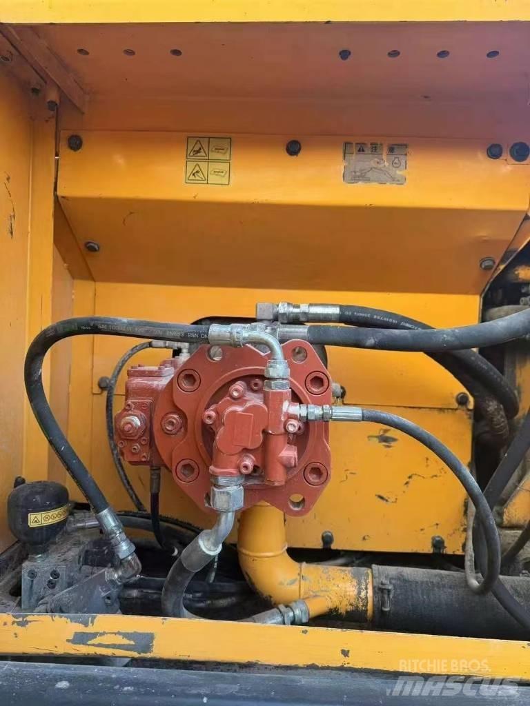 Hyundai Robex 215-7 Pásová rýpadla