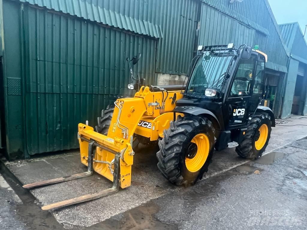 JCB 535-95 Teleskopické manipulátory