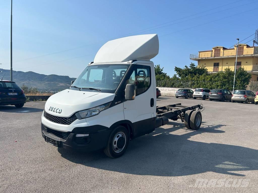 Iveco Daily 35-150 Nákladní vozy na přepravu automobilů
