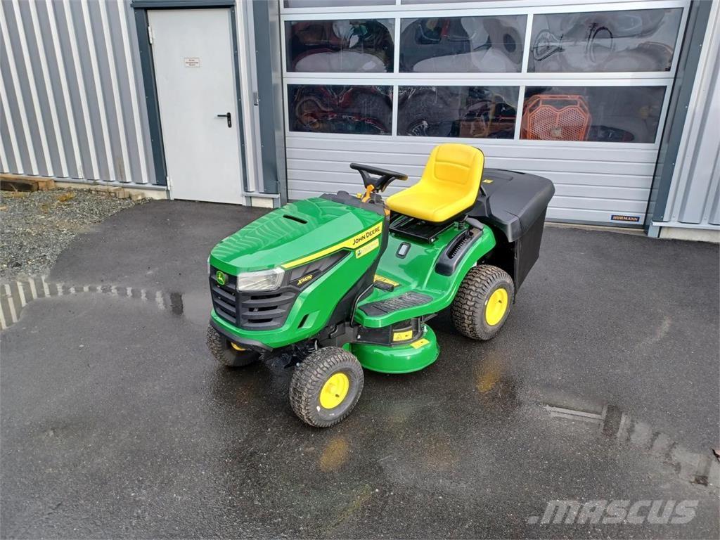 John Deere X147R Sekačky greenů