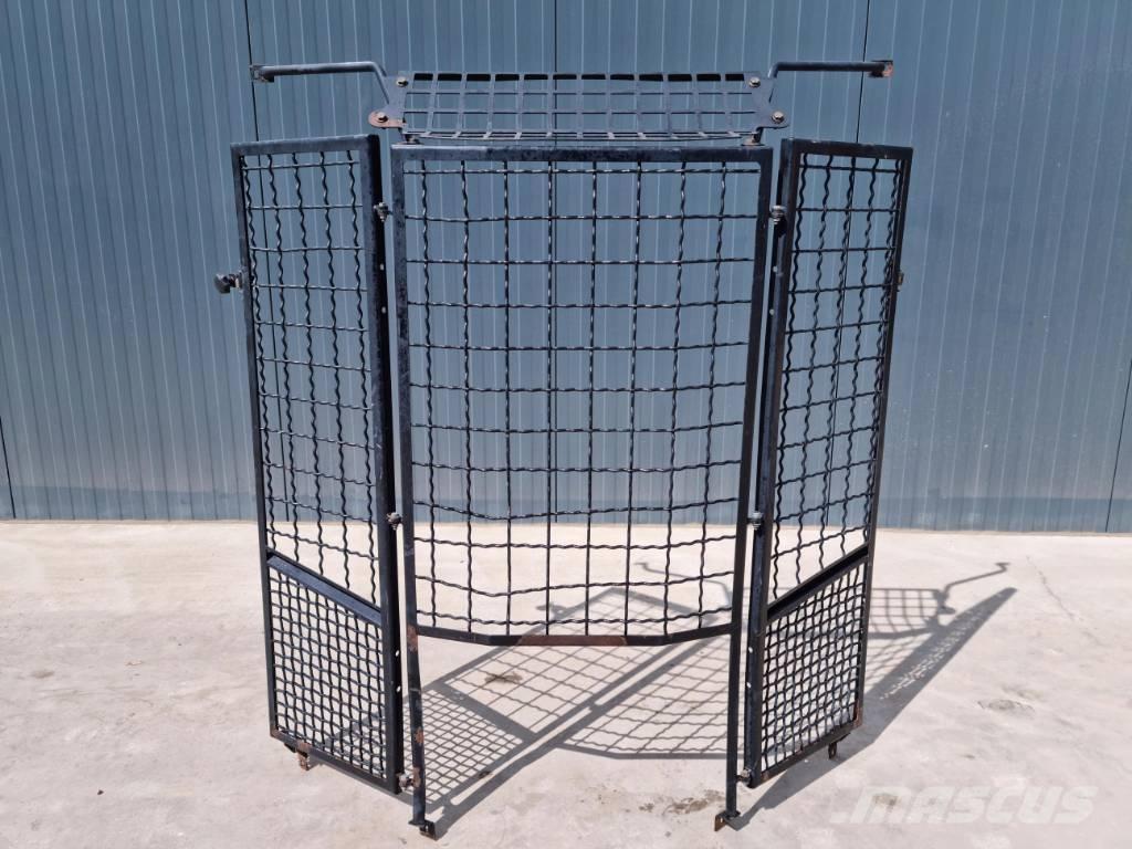 CAT 938K / 938M Kabiny a interiér