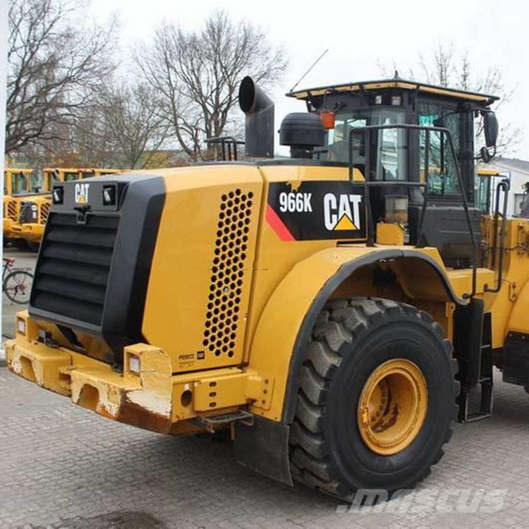 CAT 966K Kolové nakladače