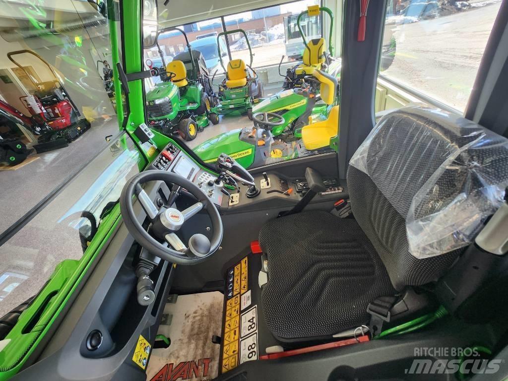 Avant 760 I Smykem řízené nakladače