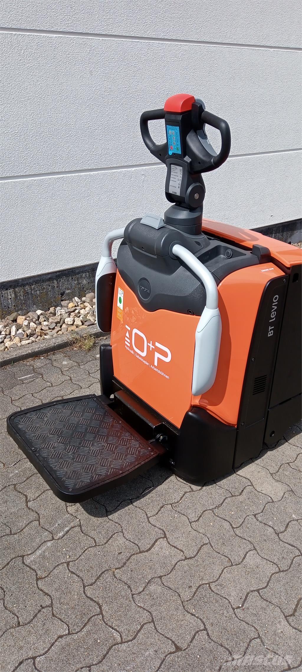 Toyota LPE 220 Ručně vedené vysokozdvižné vozíky