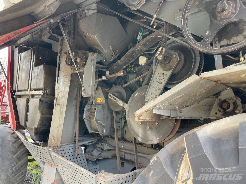 Massey Ferguson 7274 Sklízecí mlátičky
