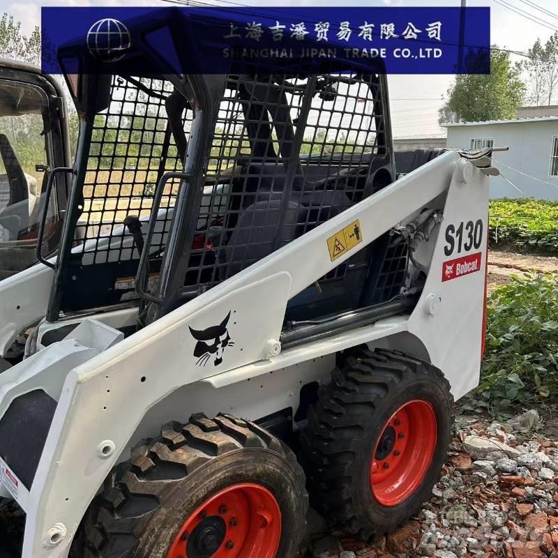 Bobcat S 130 Smykem řízené nakladače