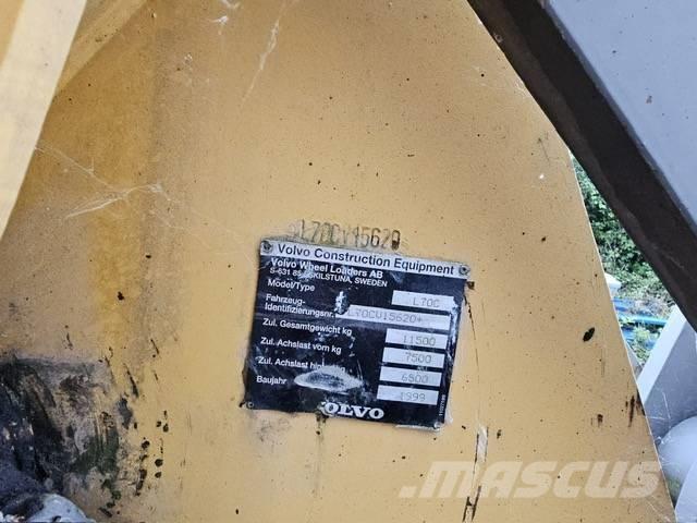 Volvo L70C Kolové nakladače