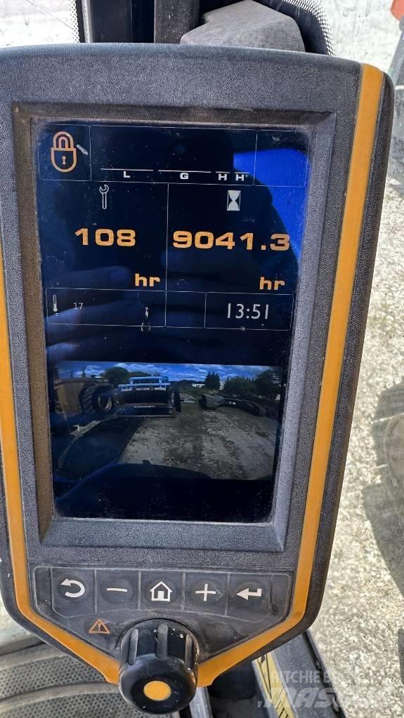 JCB 220 LC Pásová rýpadla