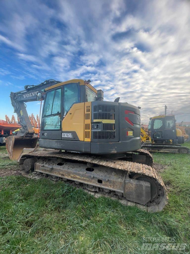 Volvo ECR 235 E Pásová rýpadla