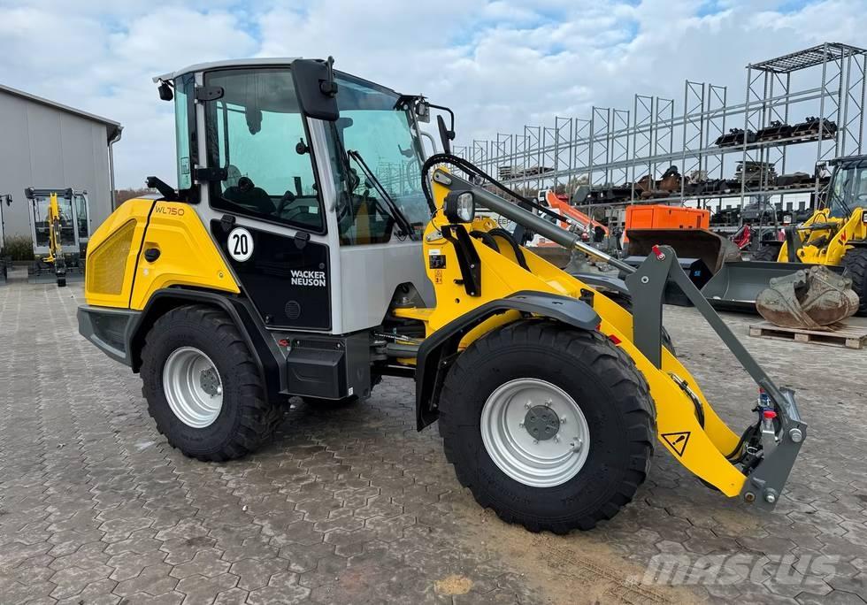 Wacker Neuson WL 750 Kolové nakladače