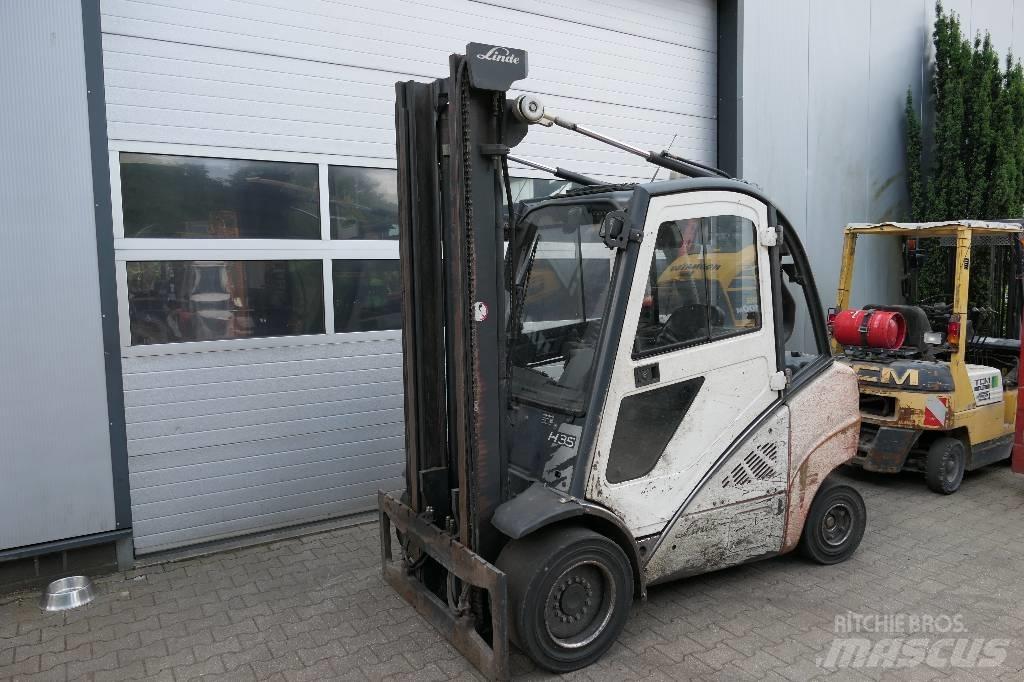 Linde H 35 D - 01 Dieselové vozíky